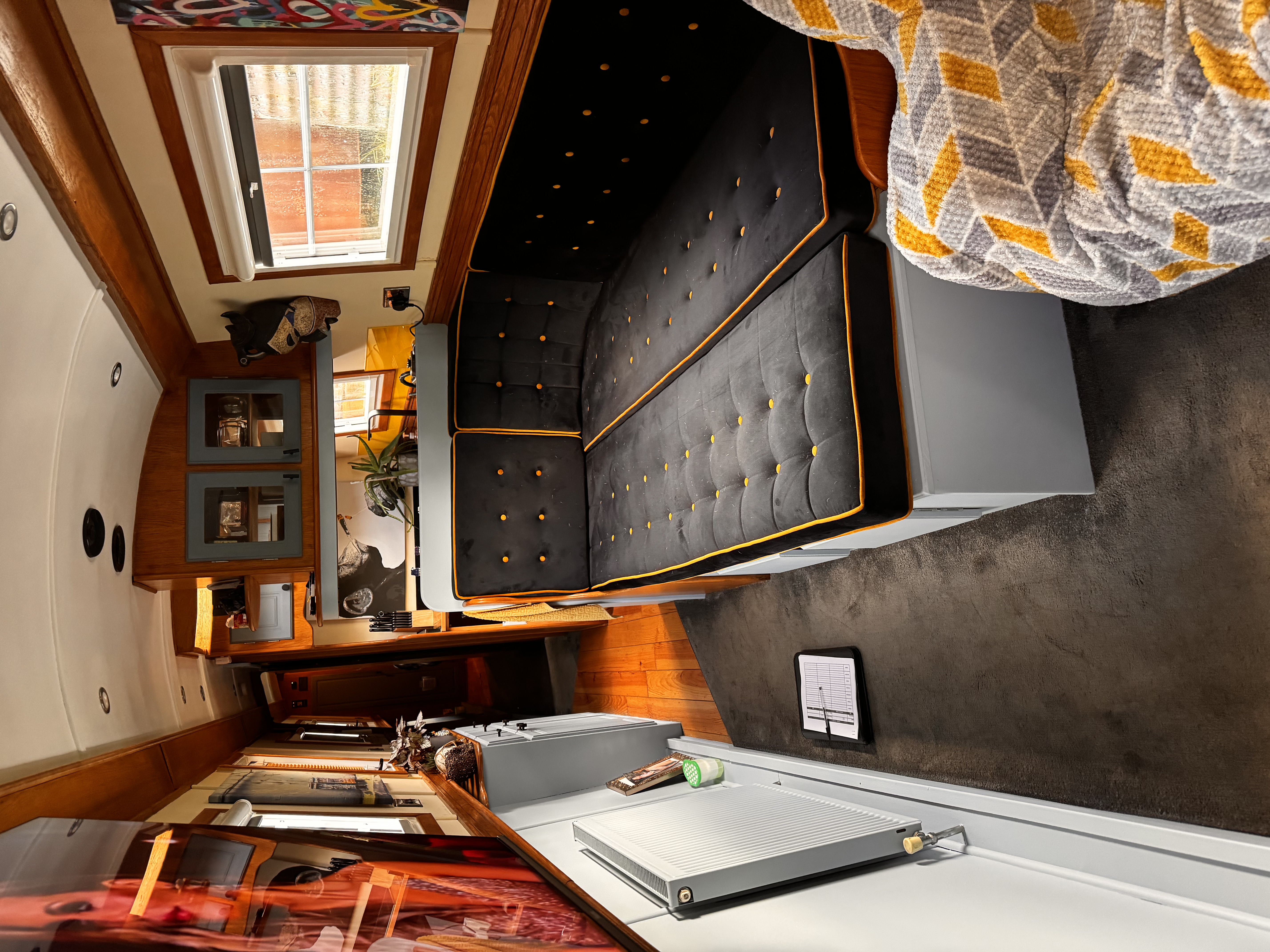 Grey nomad 57’narrow liver board 